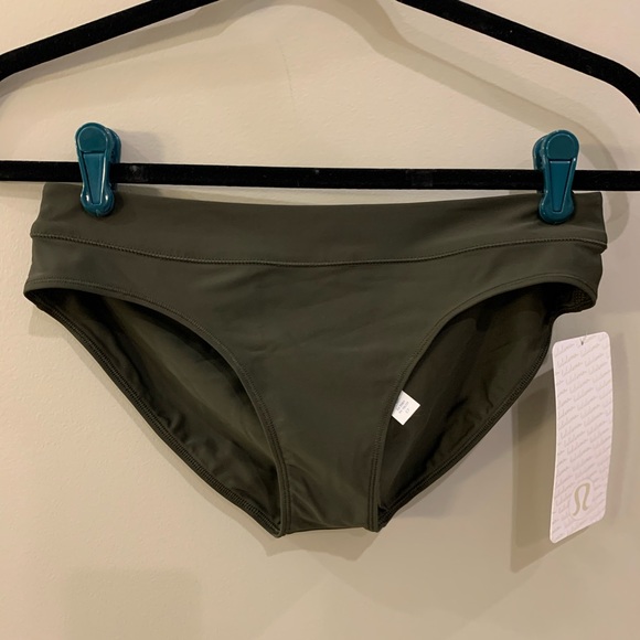 Lululemon tidal flow bottom 6 nwt - Picture 3 of 7